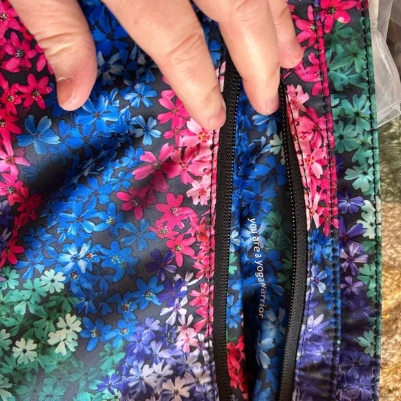 Lululemon yoga mat Floral Patterned Backpack with Blue Straps - Picture 4 of 4